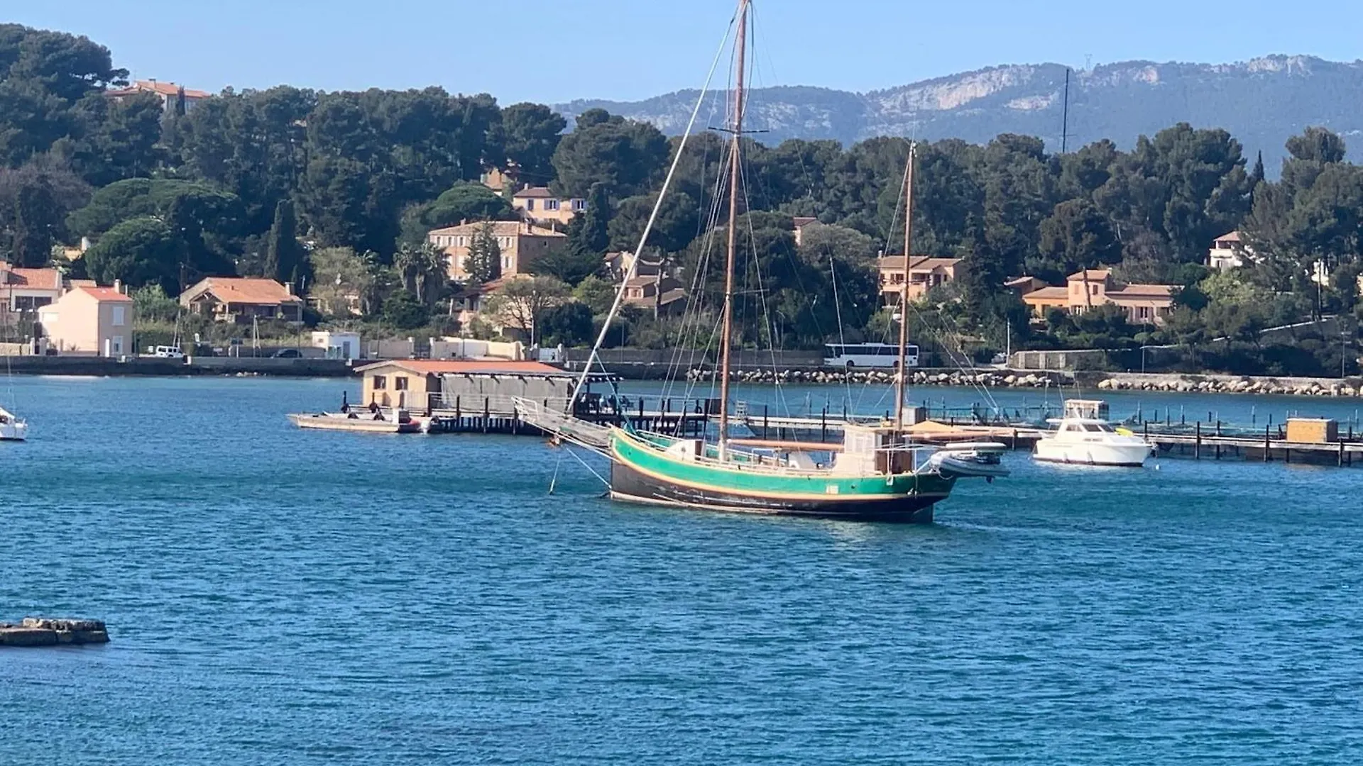 Studio Calme 4 Personnes 400 M De La Plage Sur La Presqu'Ile De St Mandrier Proche Toulon Saint-Mandrier-sur-Mer Lejlighed